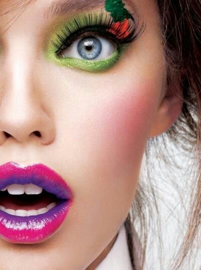 Creative Lips Makeup: Colorful Lips