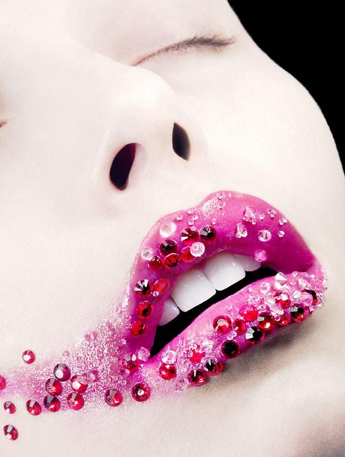 Creative Lips Makeup: Diamond Lips