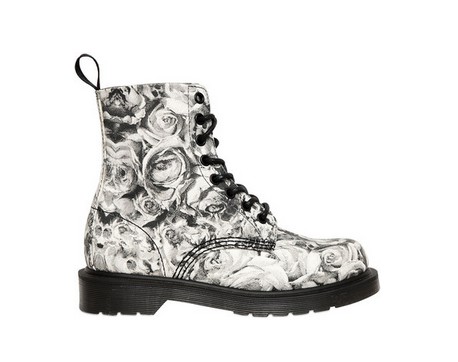 DR.MARTENS 30mm Skull & Roses Printed Canvas Boots, black and white