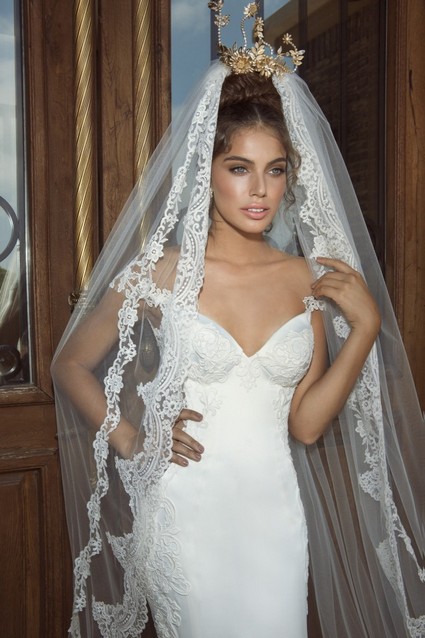 Fabulously Unique Wedding Dresses by Galia Lahav’s Collection 2014, the long wedding lace veil