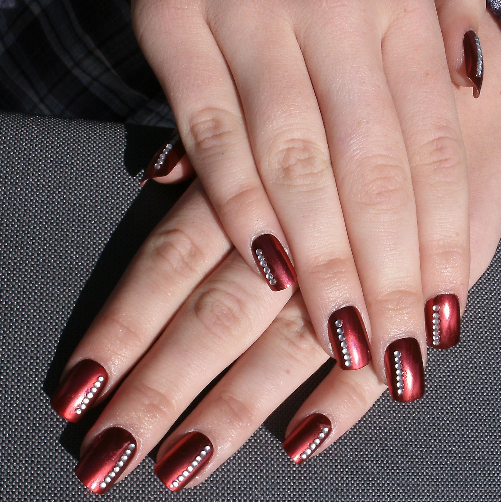 21 Charming Burgundy Nails - Pretty Designs