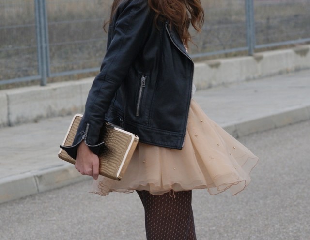 How to Wear the Tulle Skirts: Cool and Sexy Look