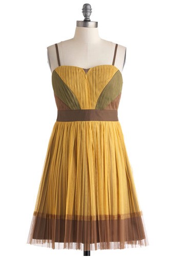 Mustard the Courage Dress, mustard yellow, fit and flare shape