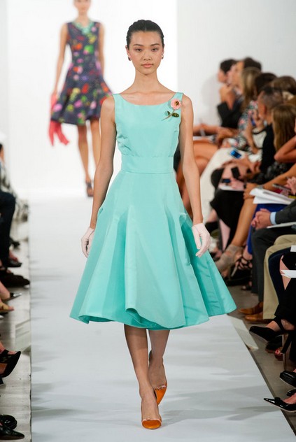 A Collection of Oscar De La Renta Dresses for Spring/Summer 2014 ...