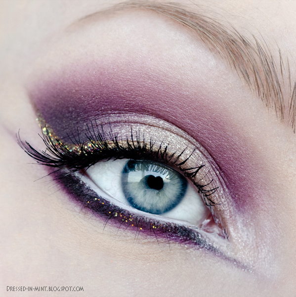 Best Eye Makeup Ideas for Blue Eyes: Gold and Purple