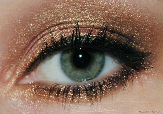 Best Eye Makeup Ideas for Green Eyes: Versatile Bronze