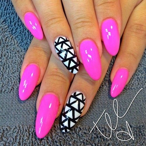 Simple Print Pointy Nails