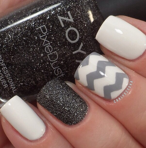 White and Grey Nails