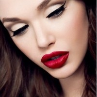 19 Wonderful Party Makeup Ideas