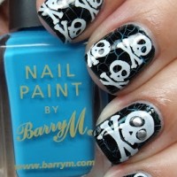 Black and White Nails