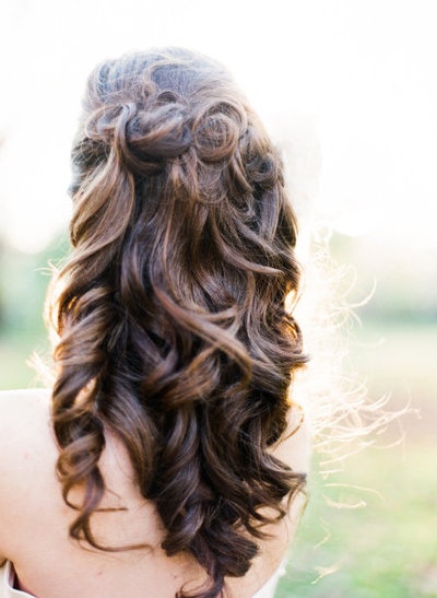 2014 Prom Hairstyle for Curly Hair