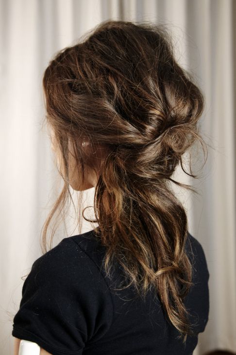 Messy Hairstyle for 2014 Proms