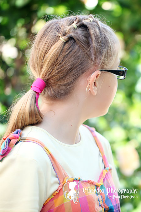 Pony Hairstyle for Your Daughter via