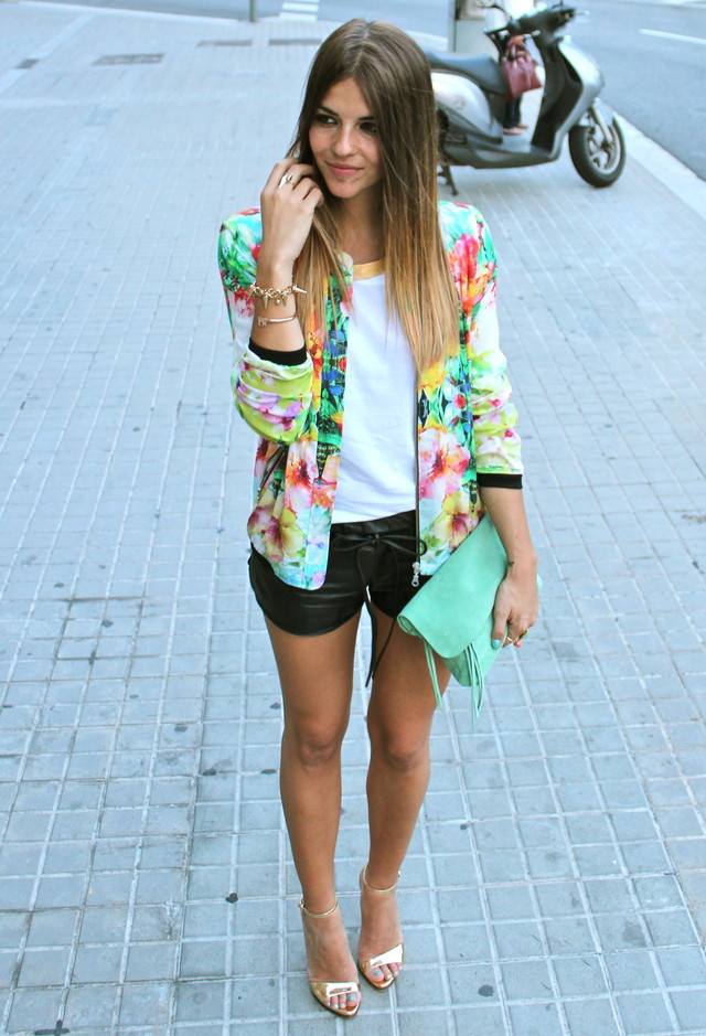 floral blazer outfit