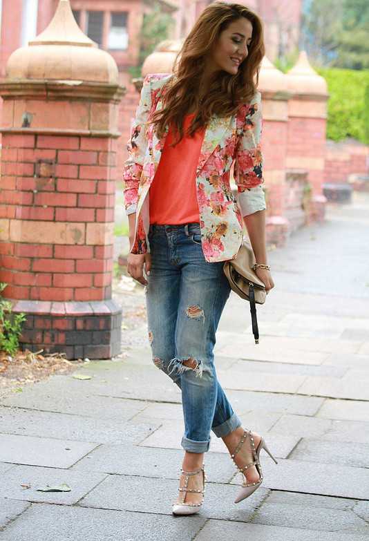 Floral Blazer Outfits with Jeans