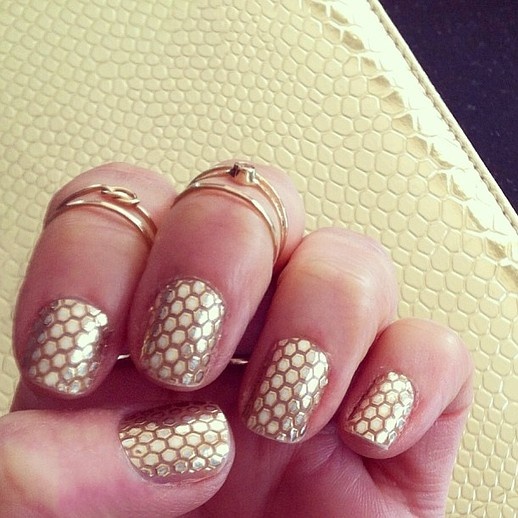 Gold Fishnet Nails