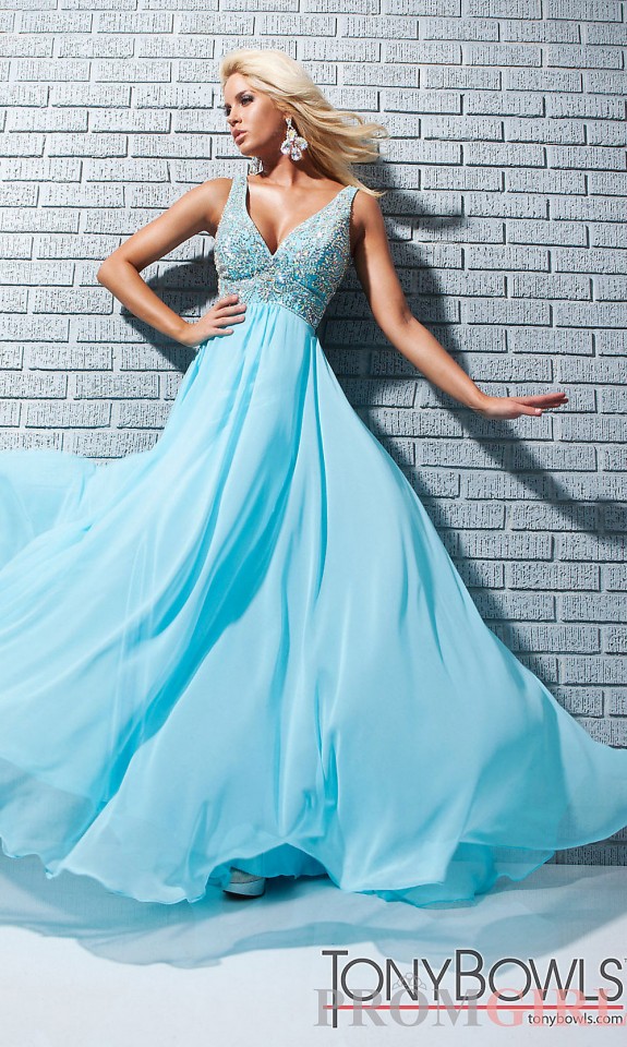 15 Baby Blue Evening Gowns for All Women Pretty Designs