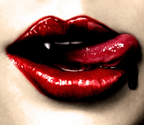Bloody Lips for Vampire MakeUp Ideas via