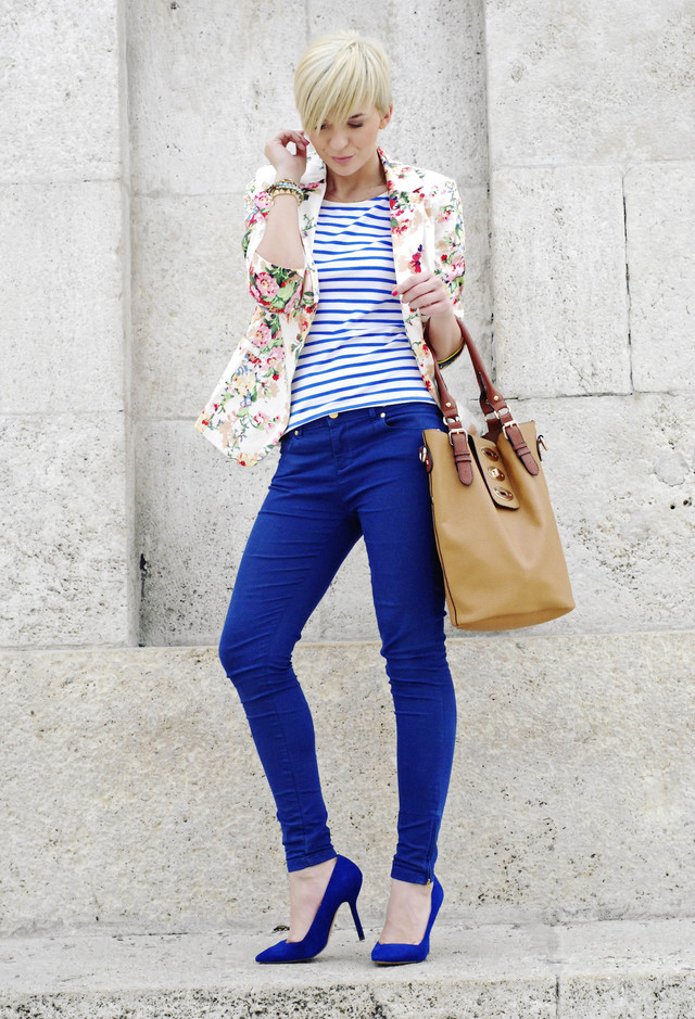 Navy Blue Outfit with Floral Blazer