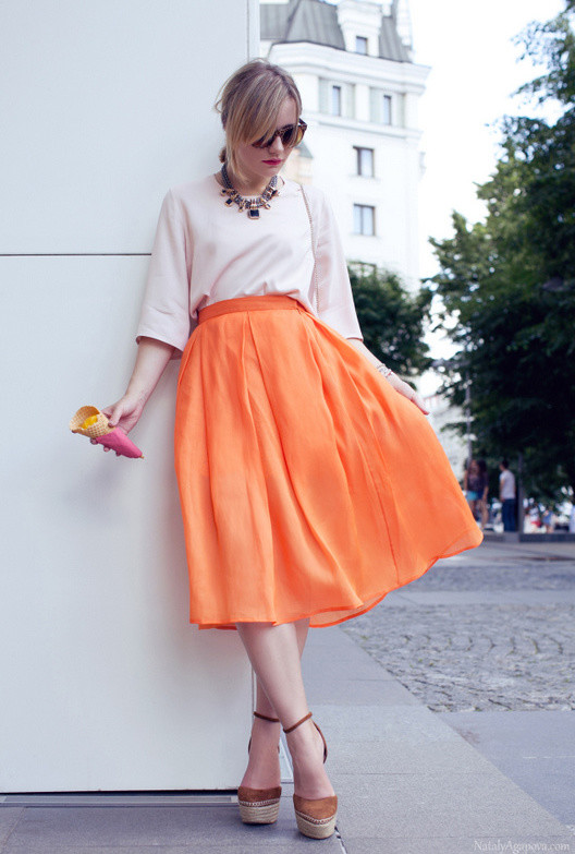 Orange Midi Skirt Outfit