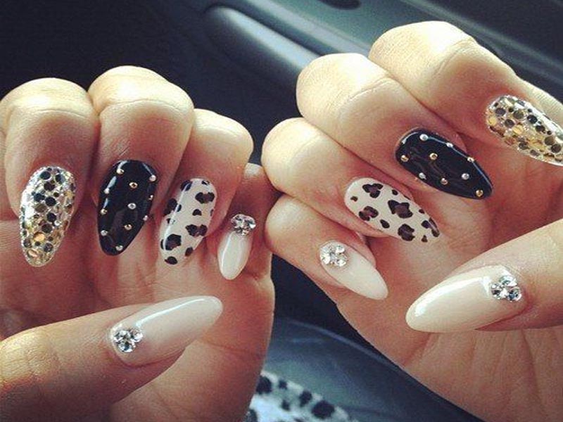 Print Nails with Studs