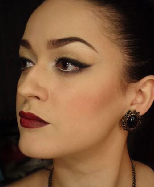 Red Lips for Night Makeup Ideas via