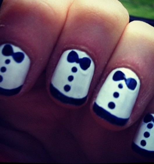 Bow Tie Nails