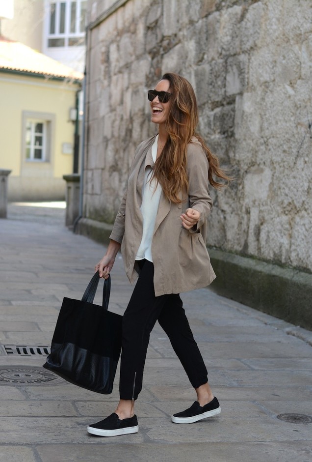 Casual-chic Outfit Ideas with Slip-on Shoes - Pretty Designs