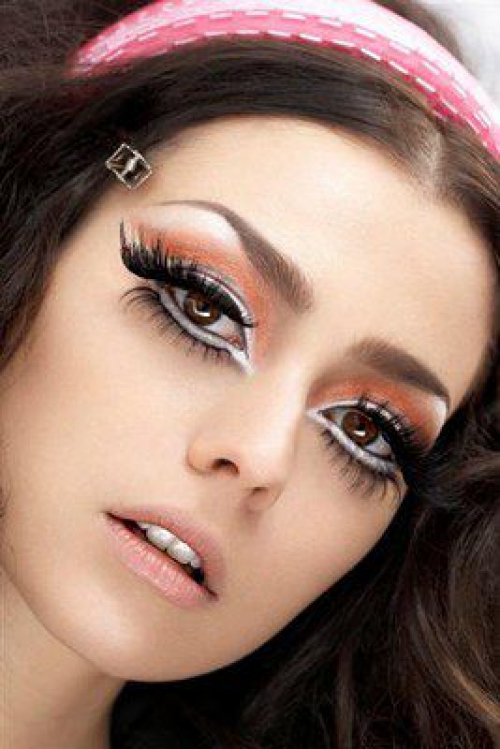 Dramatic White Eyeliner Makeup Idea