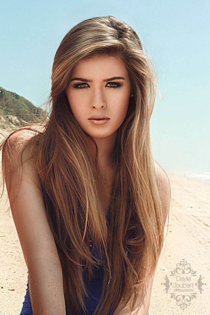 Long Straight Hairstyle for Brown Hair