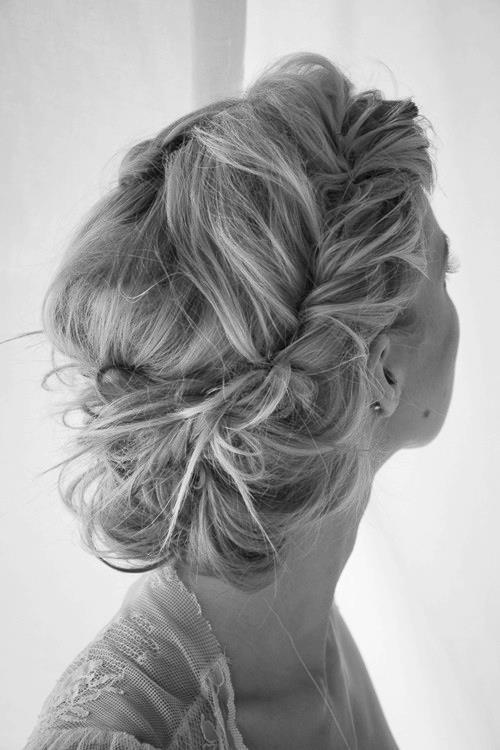 Messy Updo Hairstyle for Wedding