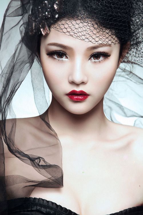 Pretty Asian Makeup Idea