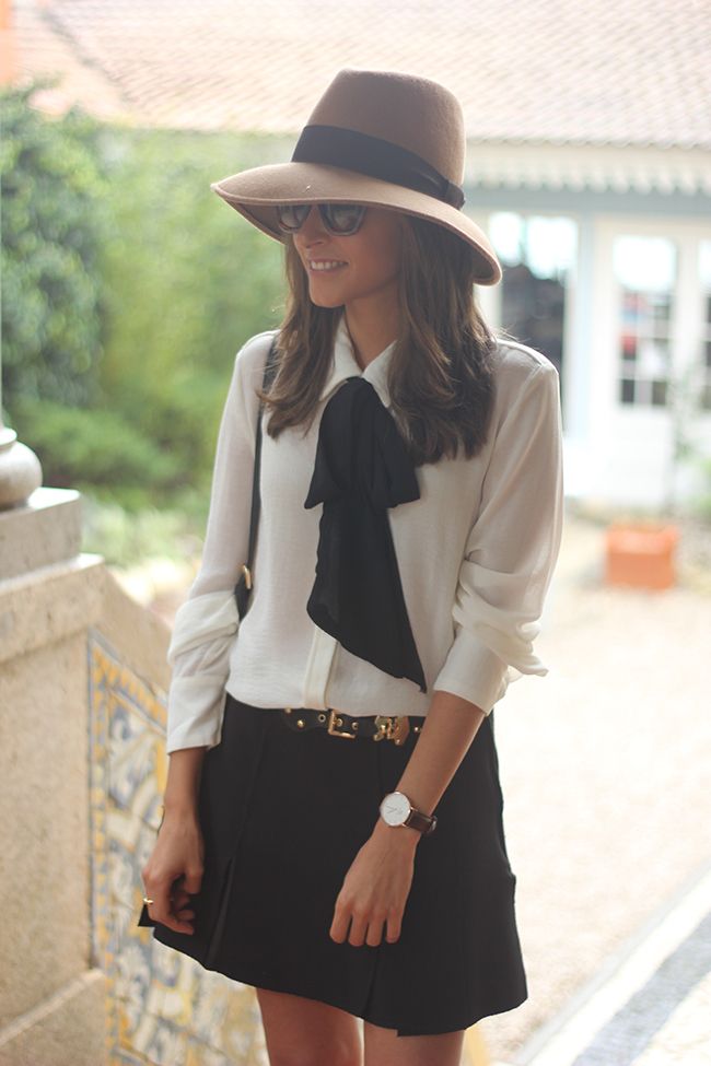 Pretty Outfit Idea with a Bow Shirt