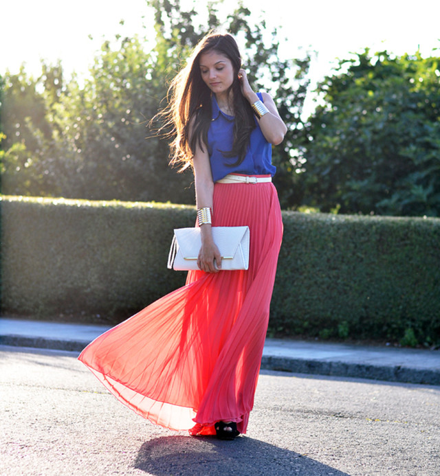 Red Pleated Skirt Outfit Idea for Summer