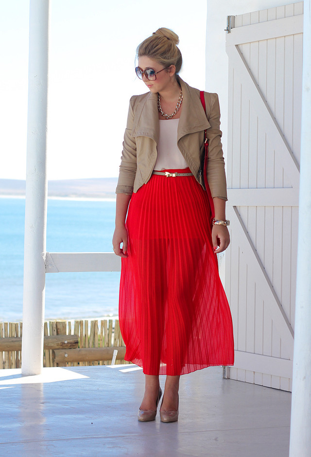 Red Pleated Skirt Outfit Idea with a Short Blazer