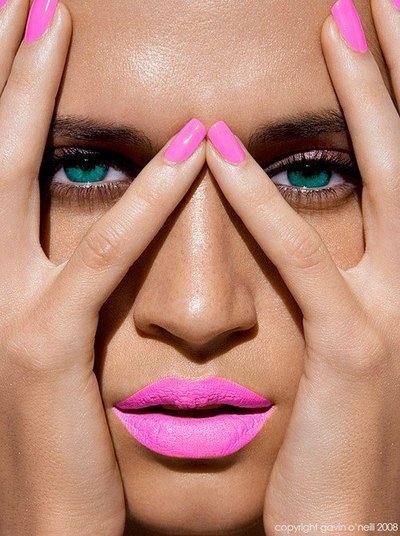 Hot Pink Idea for Summer Makeup