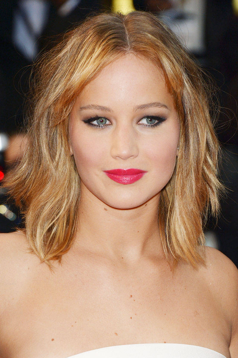 Jennifer Lawrence Red Lip Makeup Idea for Wedding