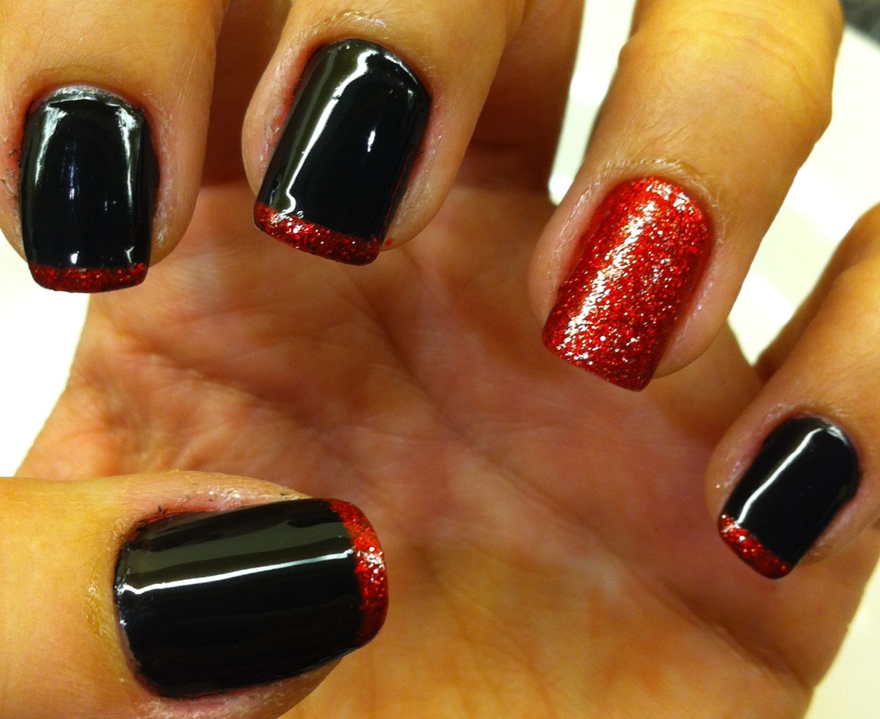 Red and Black Short Nail Design Ideas - wide 3