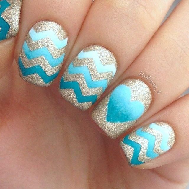 Cute Chevron Nails