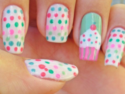 Dotted Cupcake Nails