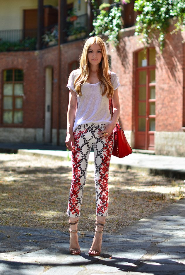 Lovely Printed Jeans Outfit Idea