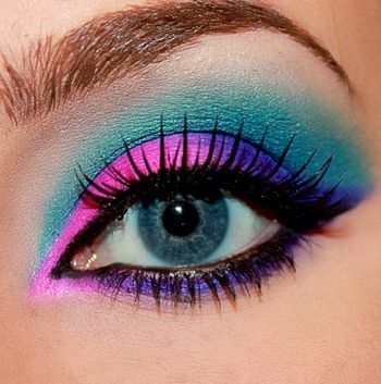 17 Fabulous Neon Eye Makeup Ideas for Women - Pretty Designs