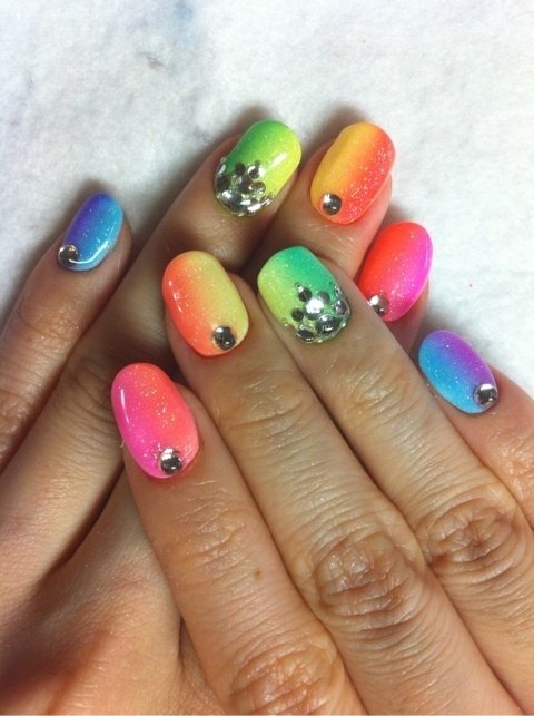 Chic Neon Nail Arts for Everyday - Pretty Designs