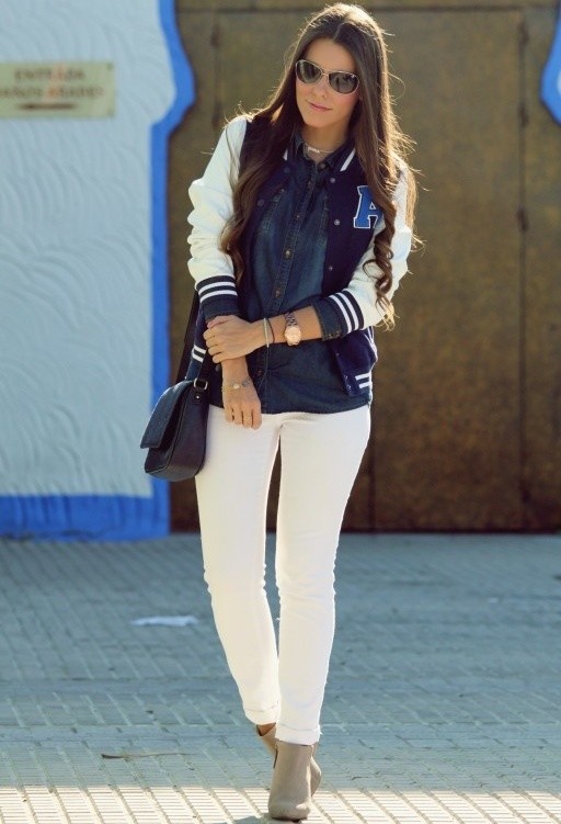 Sporty and Casual Look with White Jeans