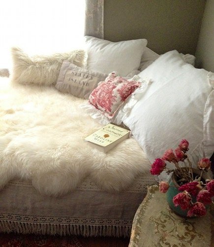 Winter Bedroom Fluffy Blanket