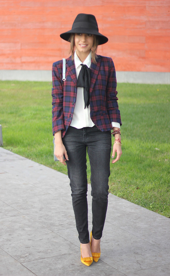 Fall 2014 Cool Outfit Idea with Pleaded Blazer and a Hat