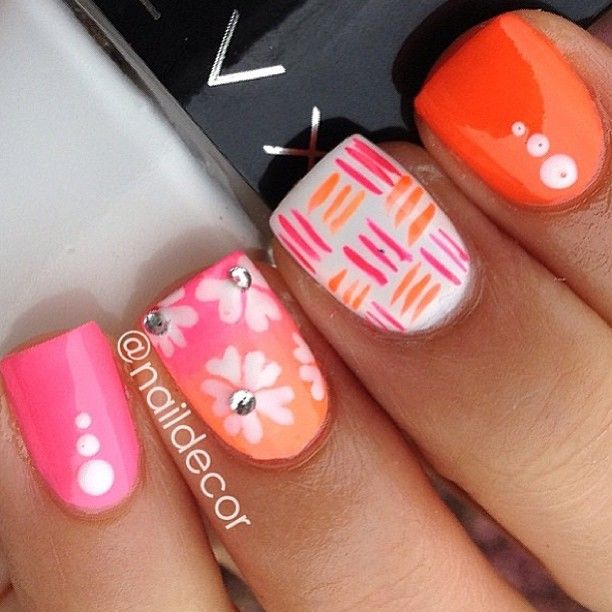 Orange Nail Design With Flowers