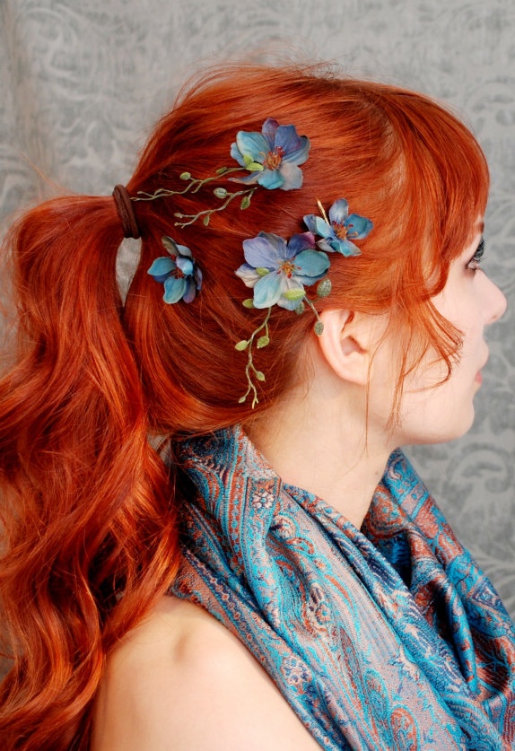 Ponytail with Flowers