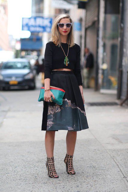 Pretty Outfit Idea with Midi Skirt