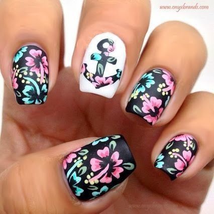 Stylish Floral Nails